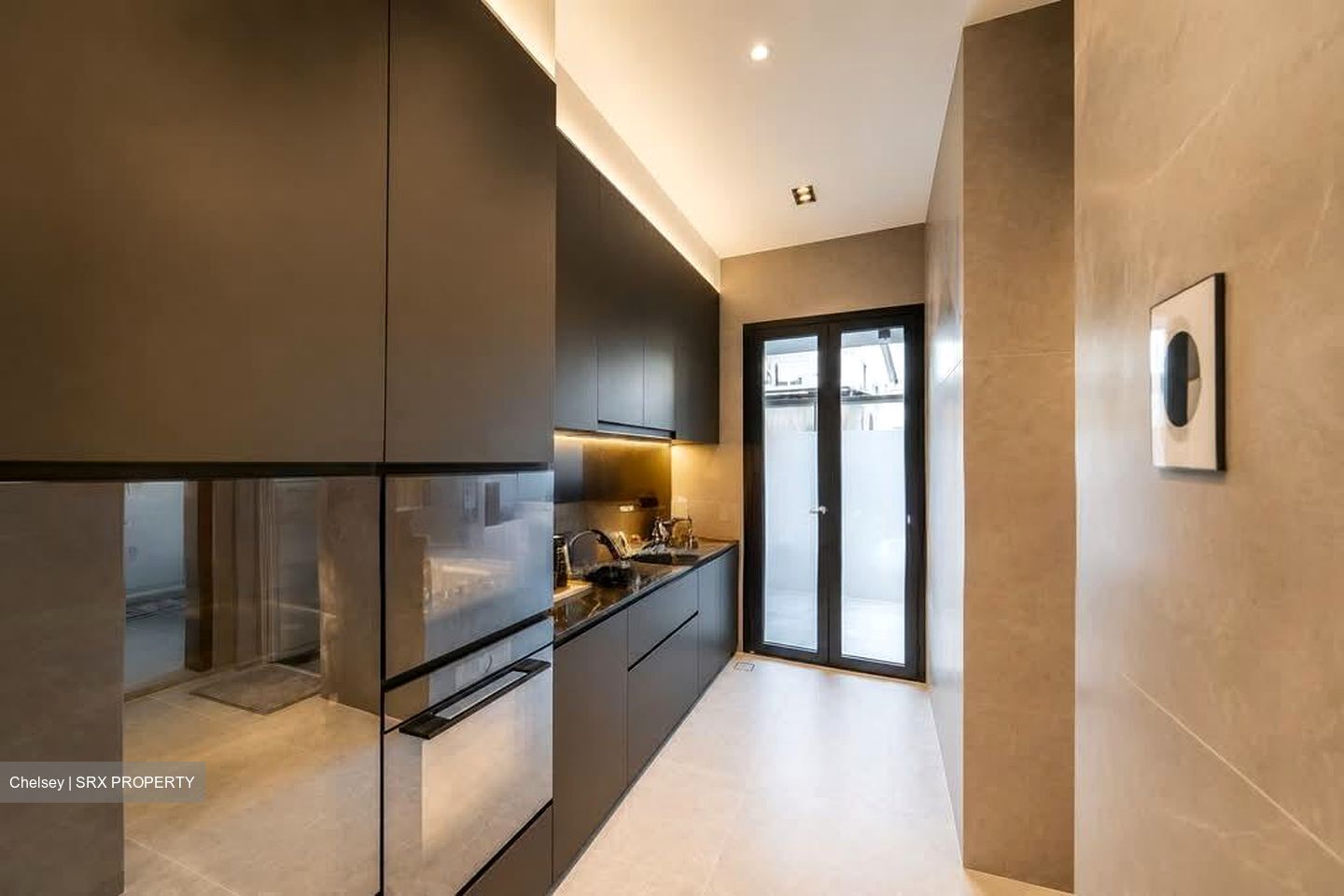 Canberra Road (D27), Terrace #605900501